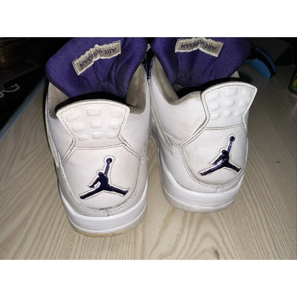 Size‎ 10 - Jordan 4 Retro Mid Purple Metallic